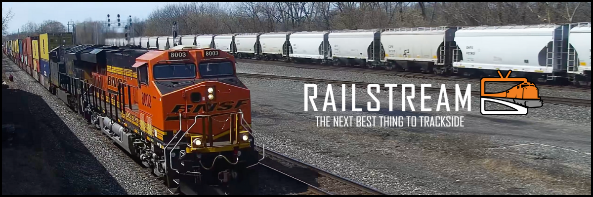 BNSF train through Berea, OH